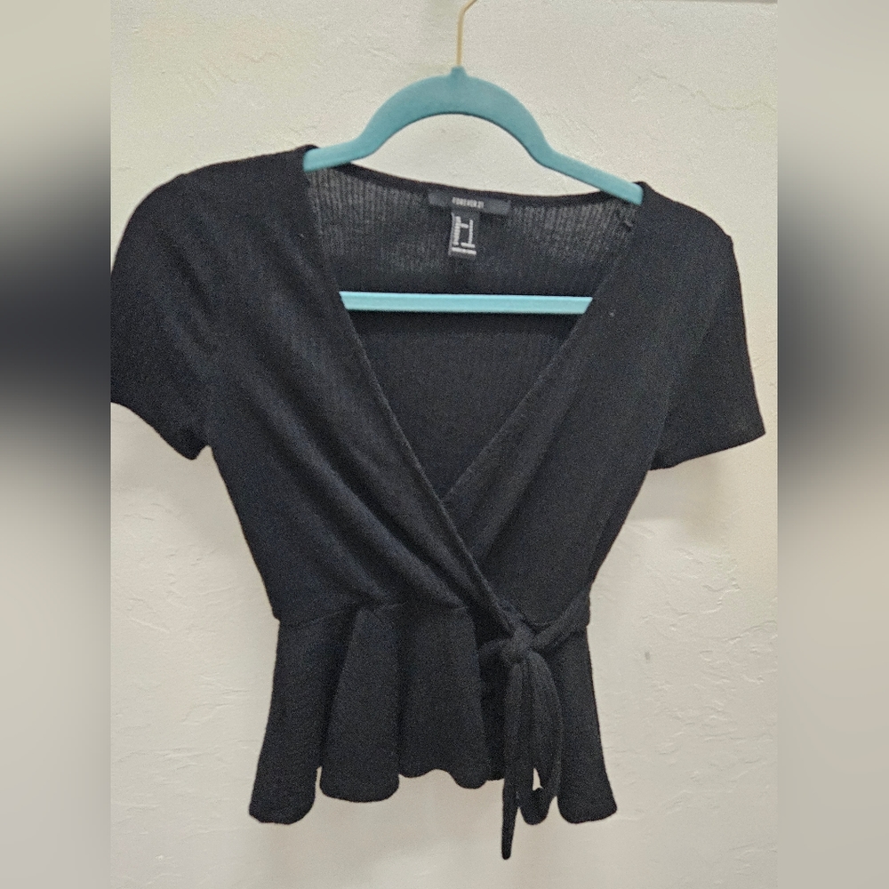 Black side tie top